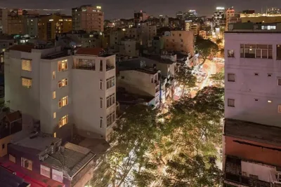 C Central Hotel- Đề Thám Bùi Viện Walking Street – Foto’s 8